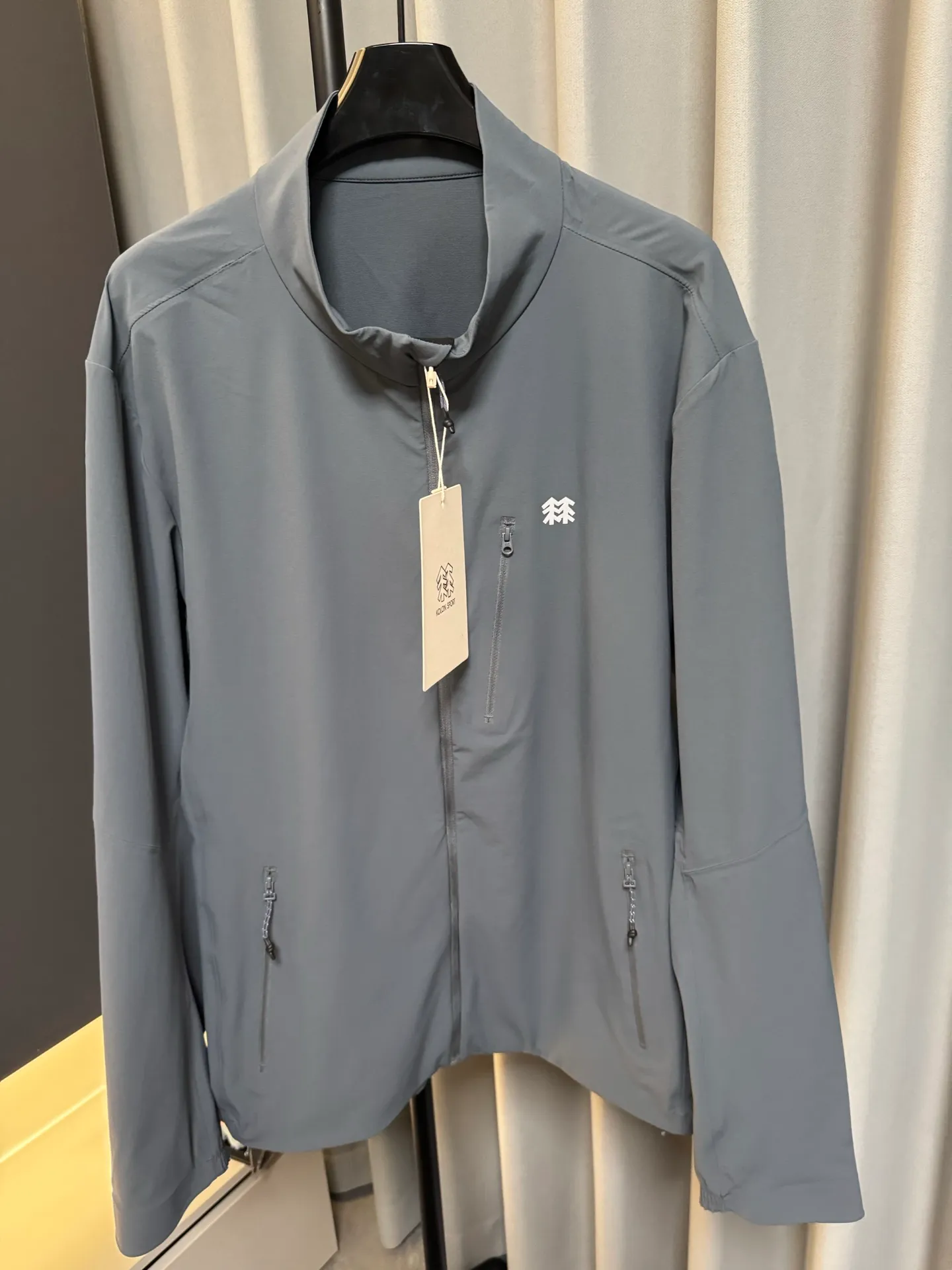 [Premium replica] KOLON SPORT/Kelon 26Fw TECHSHELL 3L soft shell jacket, stretch thin jacket (grey blue), originally purchased from KF, exclusive customization, custom dyed fabric, light and breathable, windproof and water repellent, hand pockets, taped inside, comfortable and not stuffy, look for the correct version Size: m/l/xl/2xl/3xl/4xl